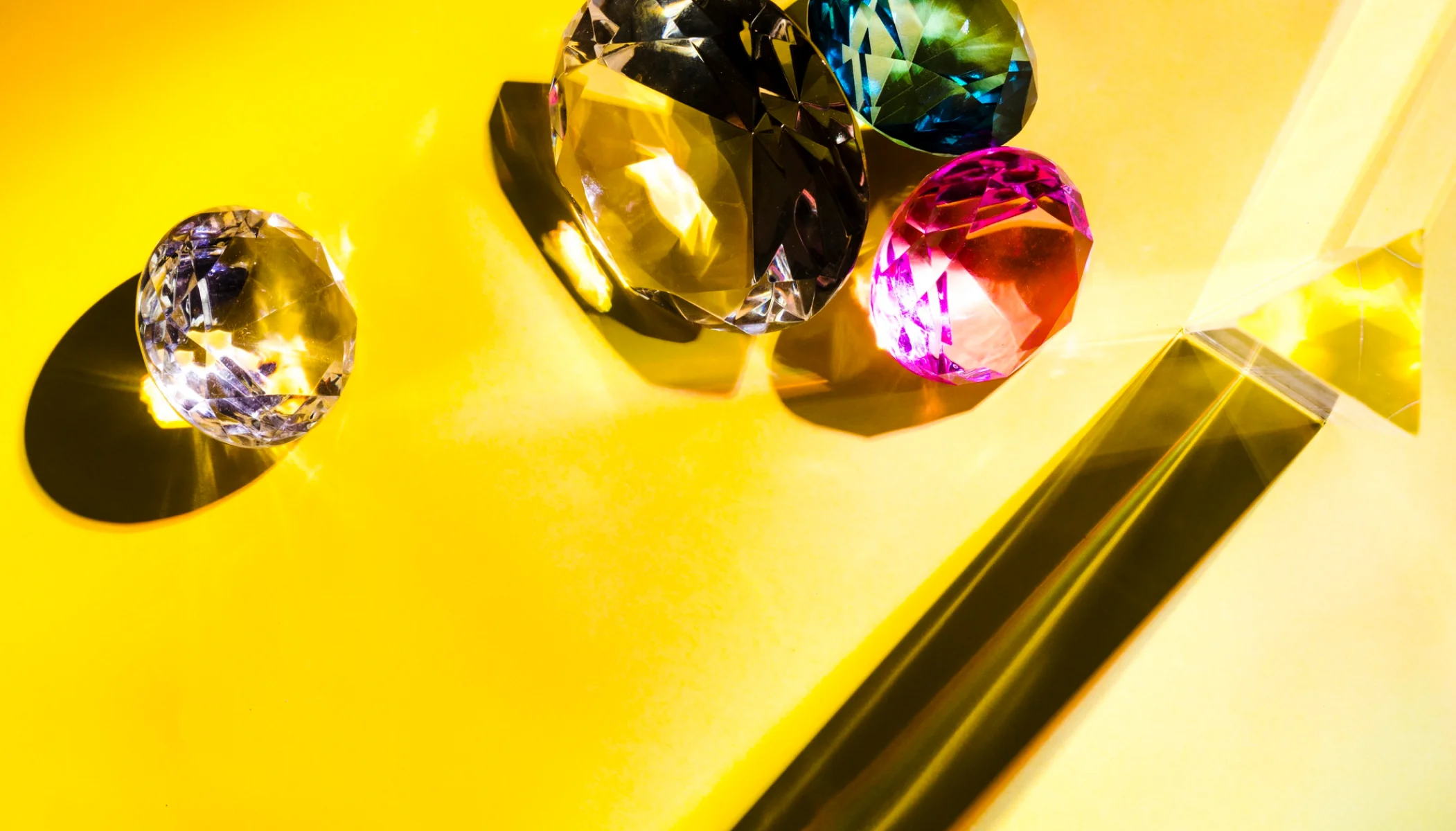 Tips for photographing gemstones and precious metals - photographing gems